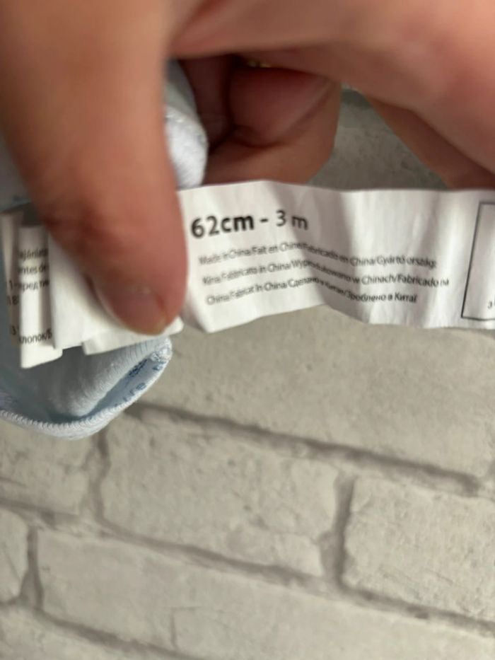 Haut auchan taille 3 mois - photo numéro 3