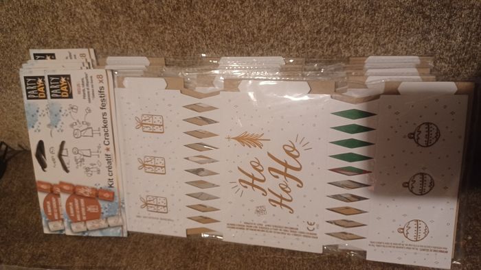 Chauve-souris halloween 🎃 en papier et d'autres déco selfie party neuf - photo numéro 5