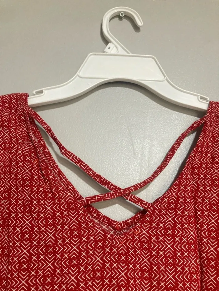 T-shirt rouge In Extenso – Taille 38, motifs blancs et détail croisé dans le dos - photo numéro 6