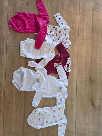 Lot de 7 bodies 3 mois 
