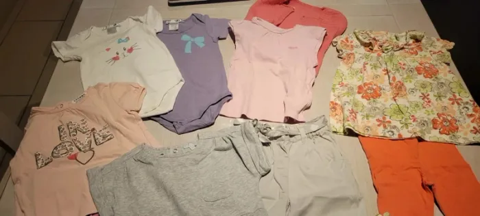 Lot été fille 12 mois.