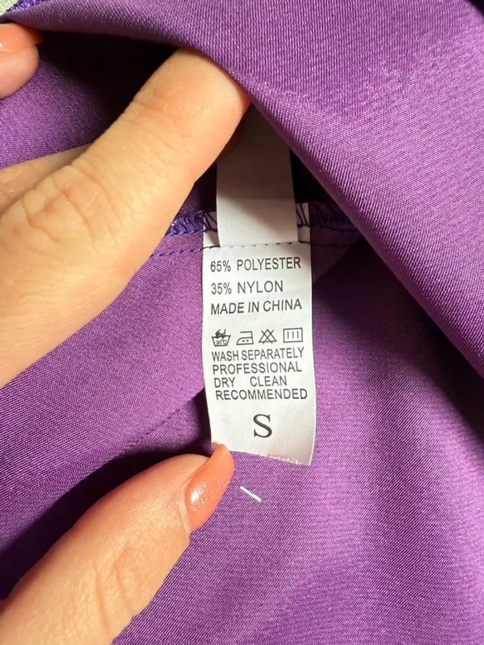 Robe chemise de nuit pyjama satinée dos nue - photo numéro 9