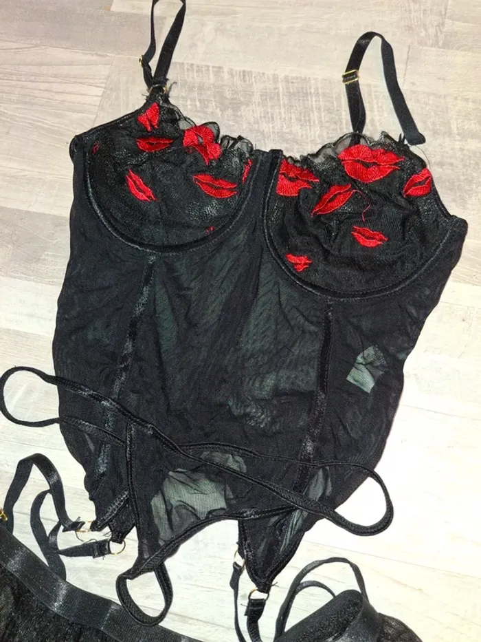 Ensemble lingerie 3pces - photo numéro 3