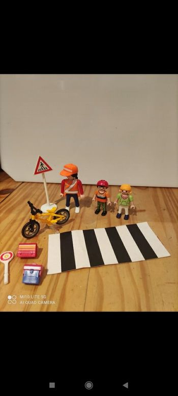 Playmobil 4328 agent de sécurité et écoliers