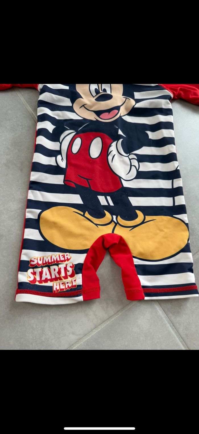 Combinaison de bain Mickey avec casquette - photo numéro 4