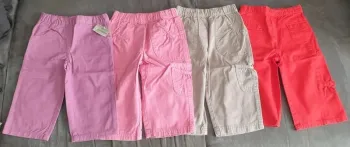 Lot de 4 pantalons en toile 18 mois dont 1 neuf