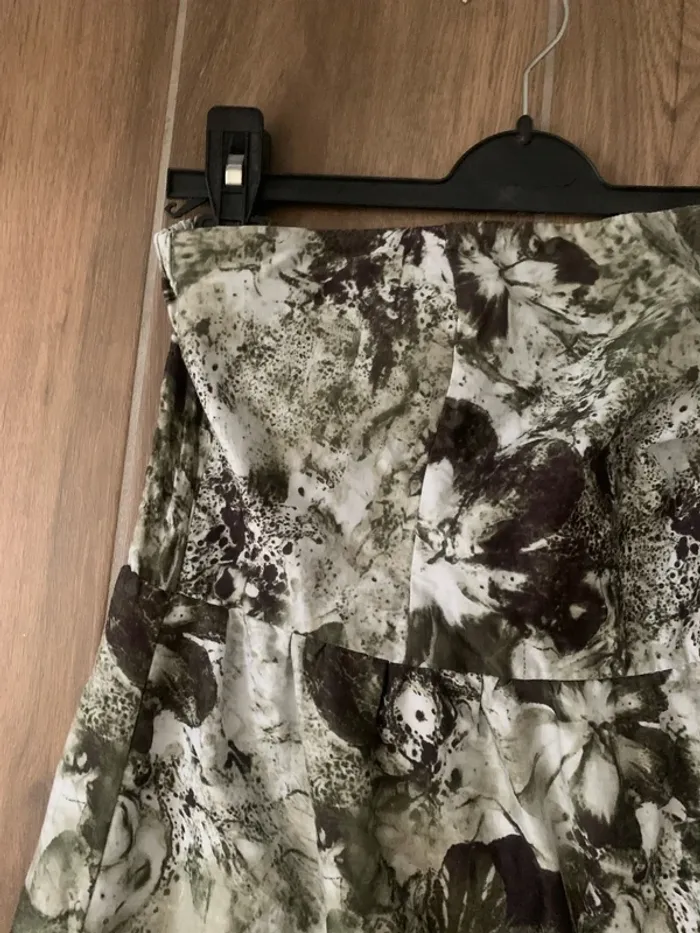 Robe dos nu - photo numéro 2