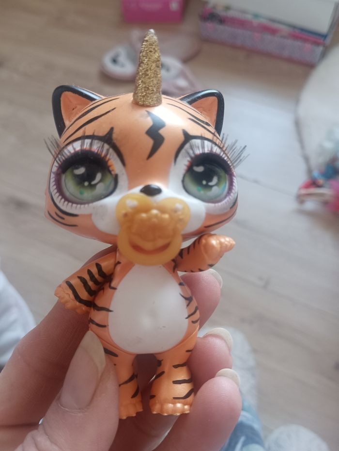 Figurine Poopsie Sparkly Critters MGA - photo numéro 8