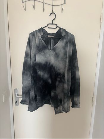 Blouse tie and dye