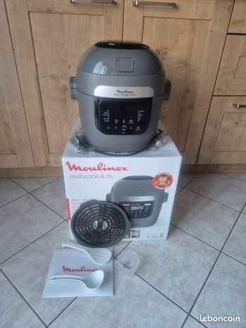 Multicuiseur Moulinex Multicook & fry quasi neuf SOUS GARANTIE