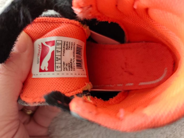 Baskets bébé Puma noir et orange – taille 20 - photo numéro 10