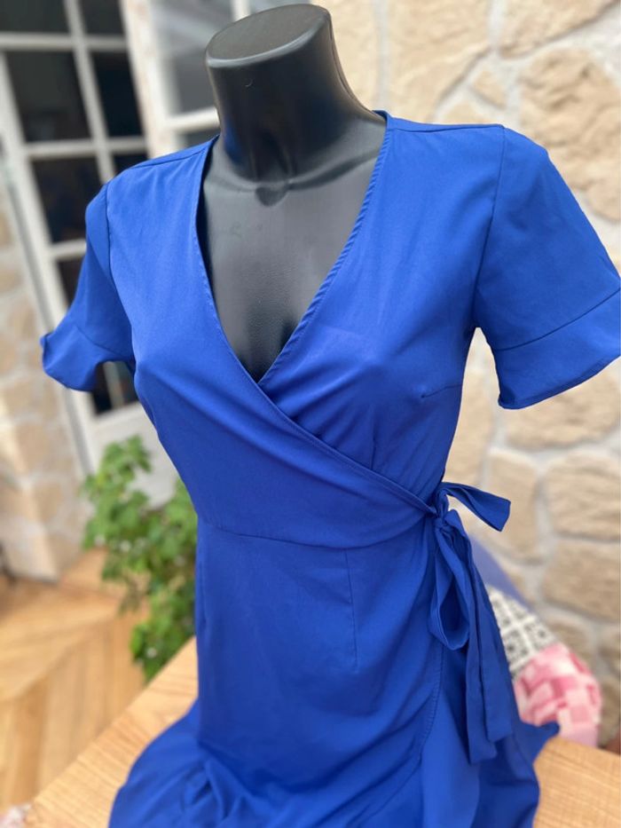 Robe only taille S Pigalle bleu électrique été cache cœur - photo numéro 3