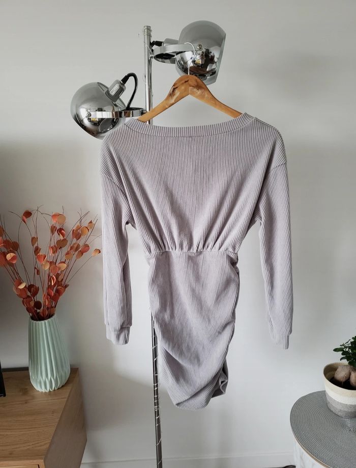Robe grise - photo numéro 2