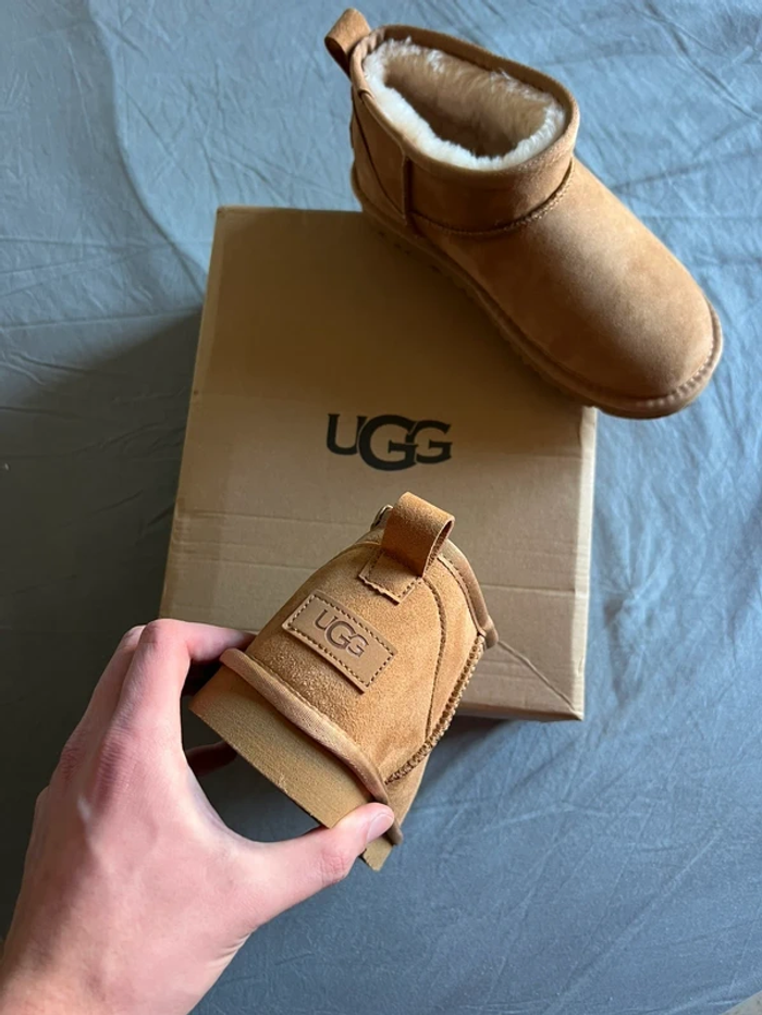 Ugg ultra mini châtaigne 41 - photo numéro 3