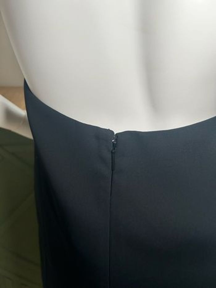 Robe dos nu - photo numéro 5