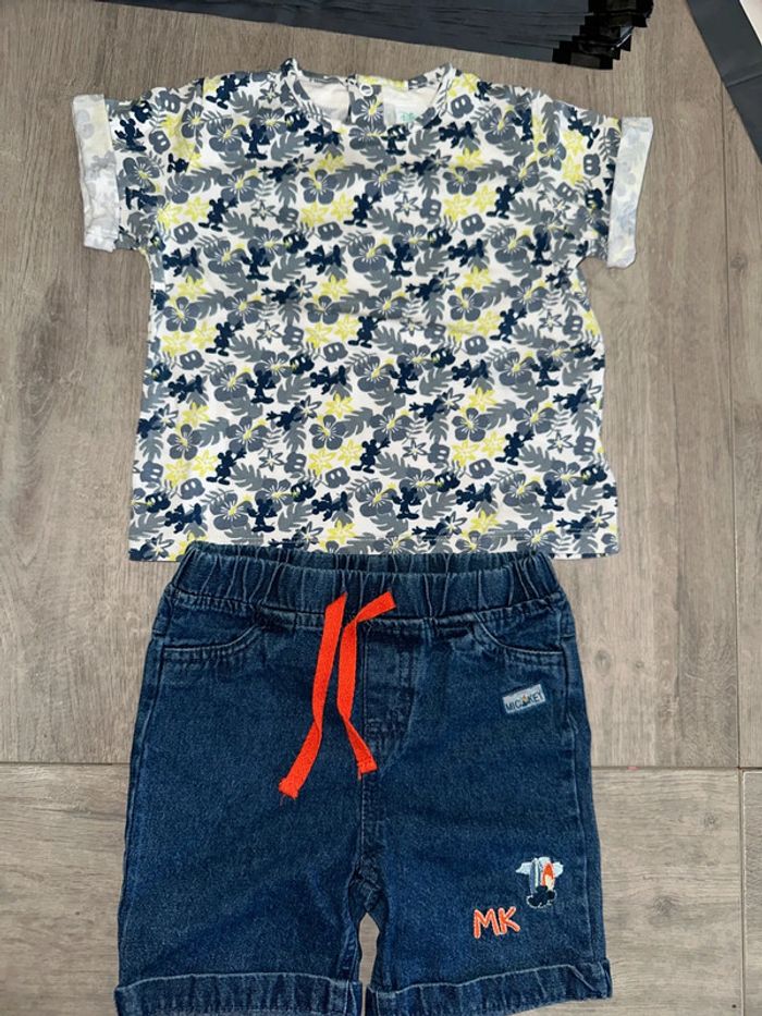 Ensemble Mickey short et t-shirt