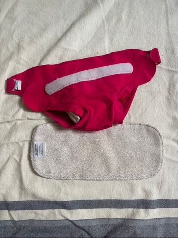 Couche lavable piscine