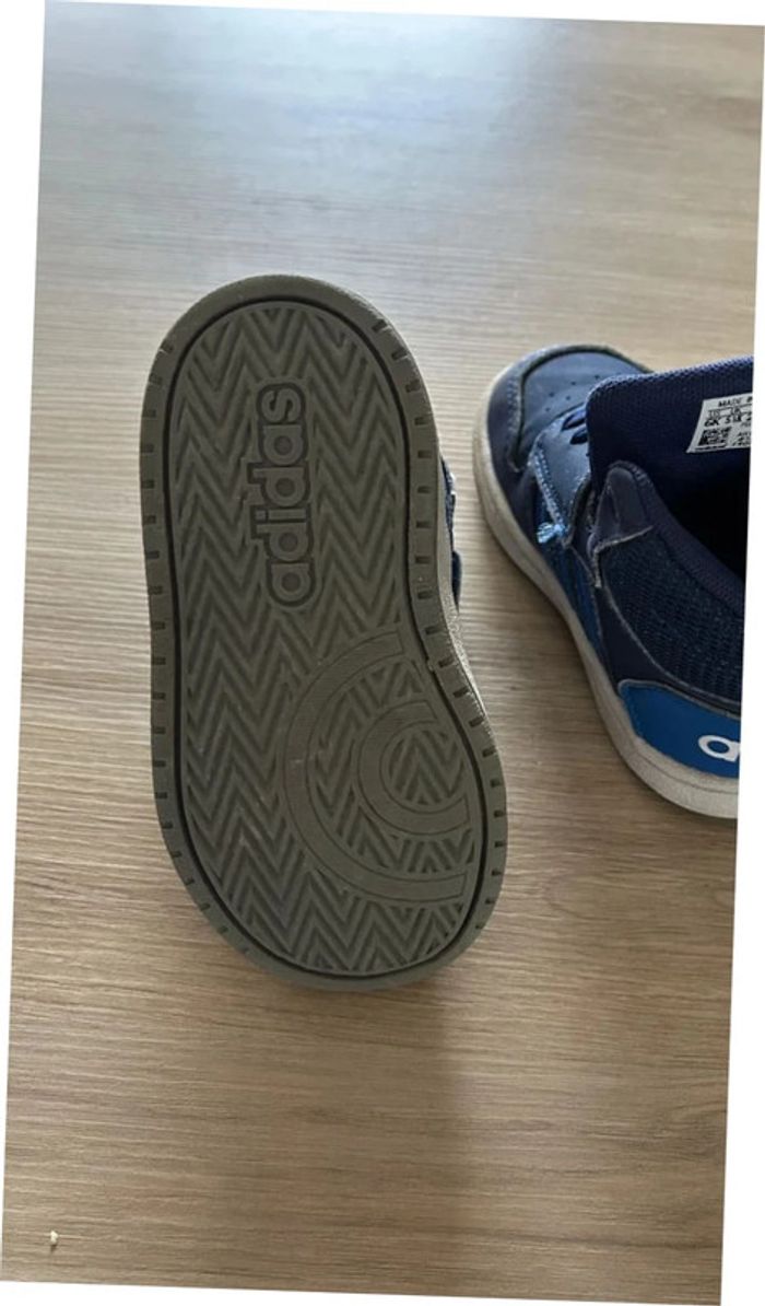 Chaussures Adidas 22 - photo numéro 4