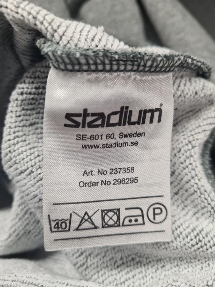 Sweat race marine - photo numéro 4