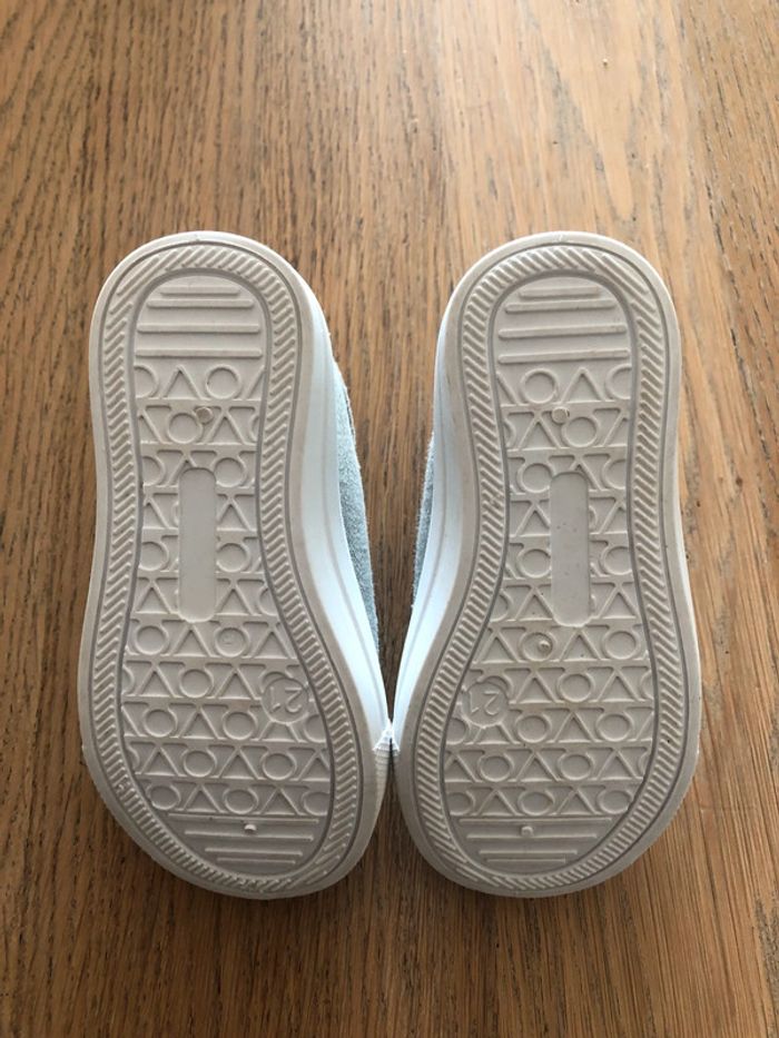 Baskets - taille 21 - photo numéro 5