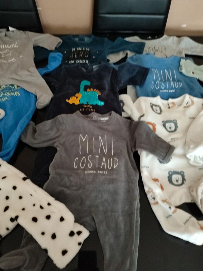 Lot pyjama velours / été 3 mois - photo numéro 4