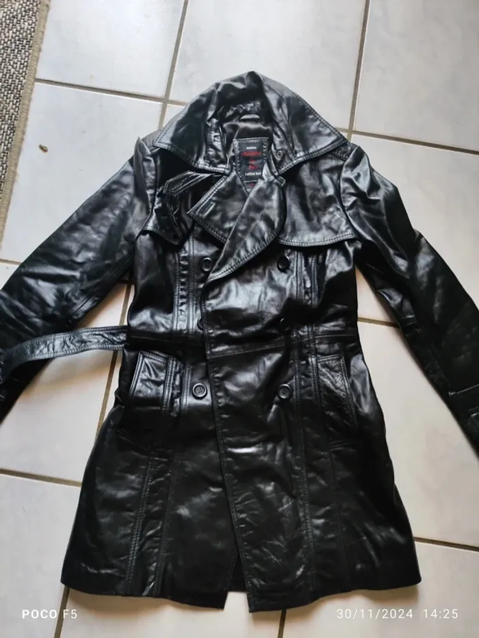 Veste  véritable cuir taille S - photo numéro 6