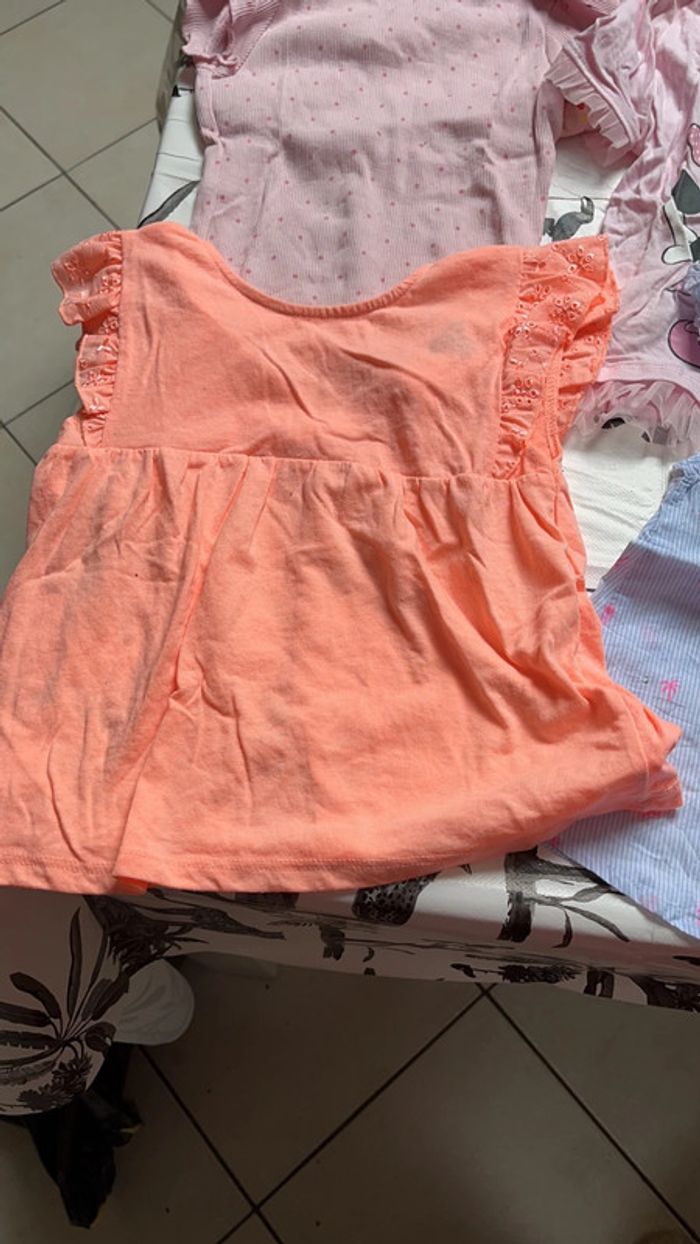 Lot 6 t shirt 2 ans - photo numéro 2