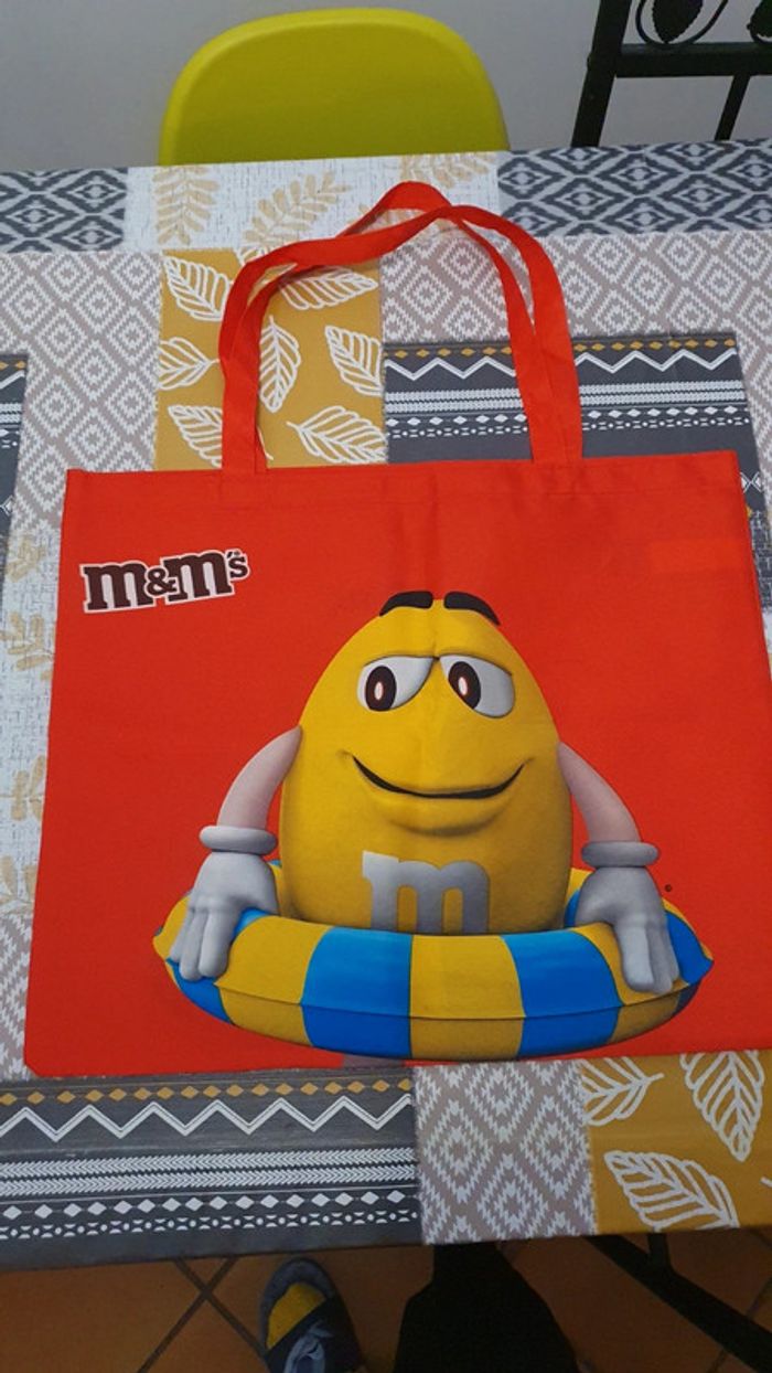 Sac en tissu M&M's rouge