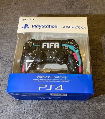 Manette PS4 Neuve