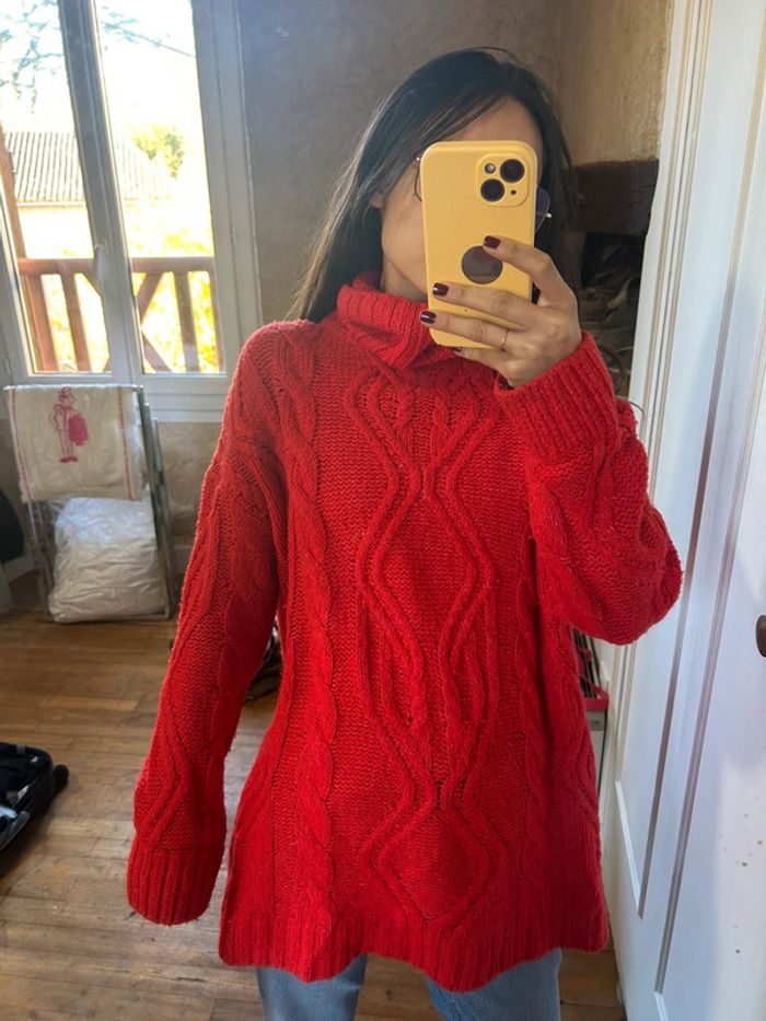 Pull en maille torsadée col roulé rouge Zara - photo numéro 5