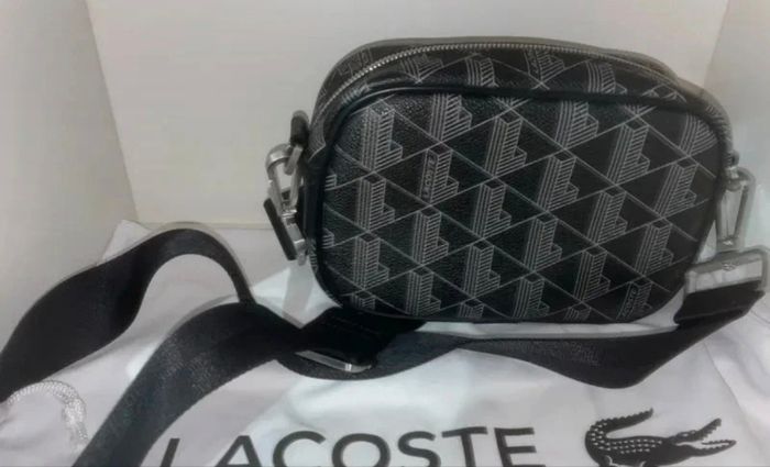 Sacoche Lacoste - photo numéro 3