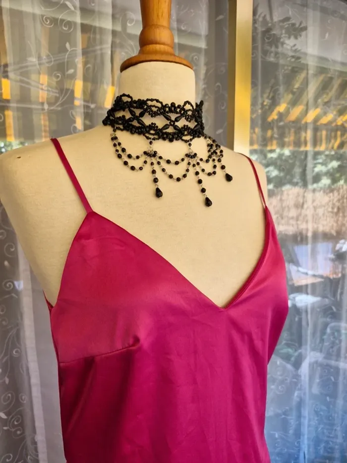 🌸 Robe longue effet satiné fuchsia 🎀 - photo numéro 2