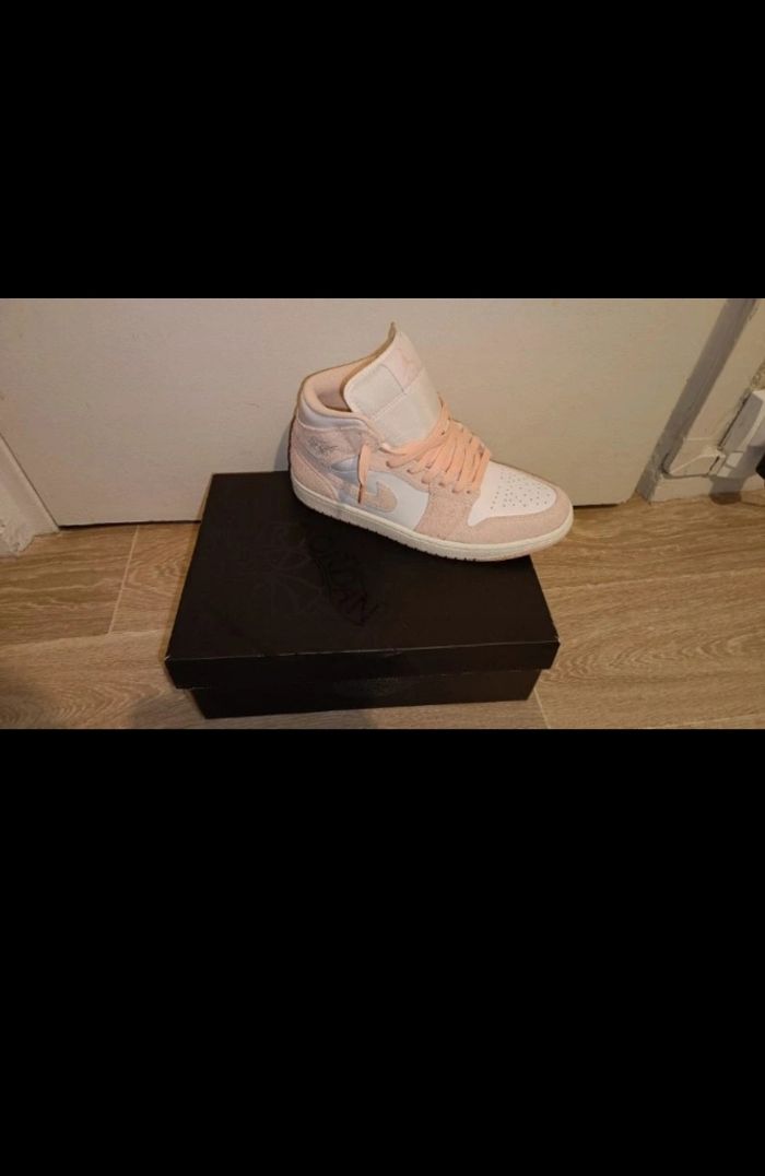 Nike Jordan 1 Mid Se Rose - photo numéro 4
