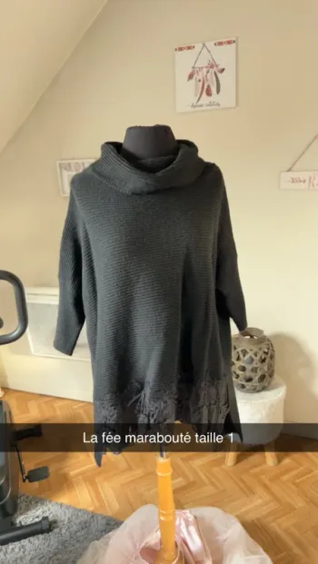 Pull la fée maraboute taille 1