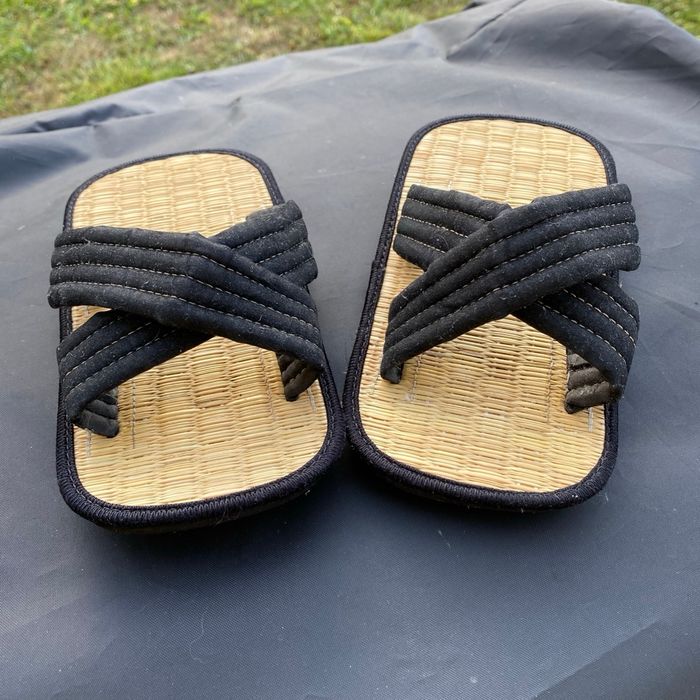 Sandales « japonaises »