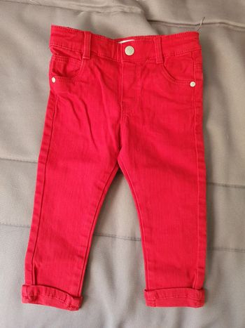 Jeans rouge okaidi 18 mois