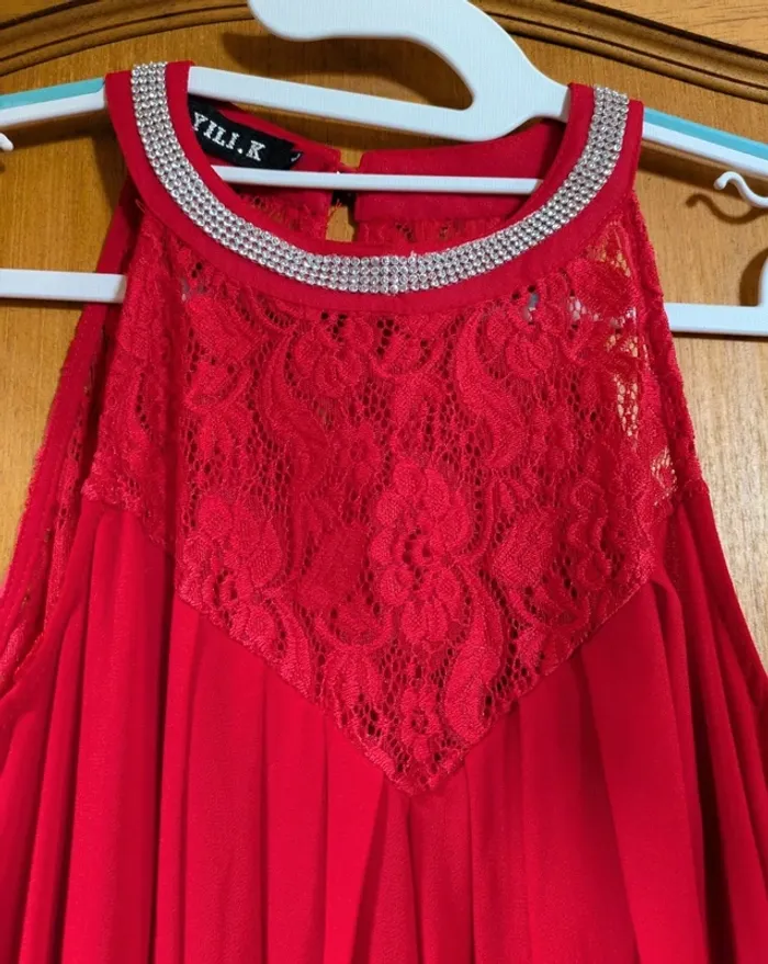 Longue robe rouge - photo numéro 3
