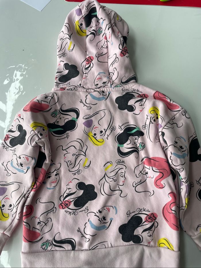 Pull Princesses 5/6 ans - photo numéro 2