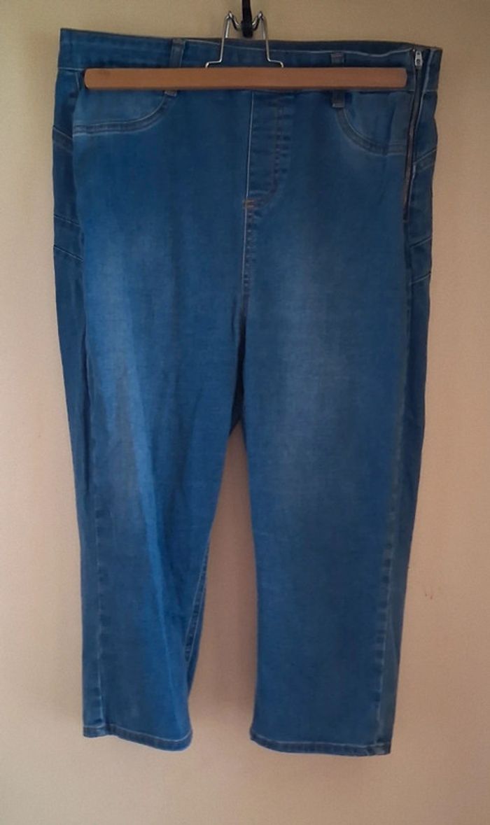 Pantacourt en jean's Magic Simplicity taille 46 - photo numéro 2