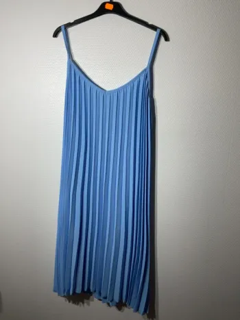 Robe plissée femme taille unique (40-54)- rzfashion - neuve avec étiquette