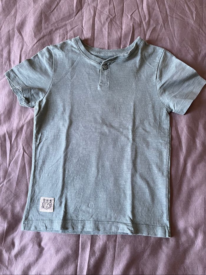 Lot de vêtements garçon 5/6 ans - photo numéro 8
