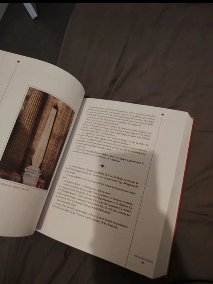 Gros livre Da vinci code - photo numéro 7