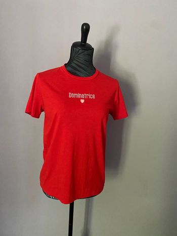👚 Tee-shirt rouge – Undiz