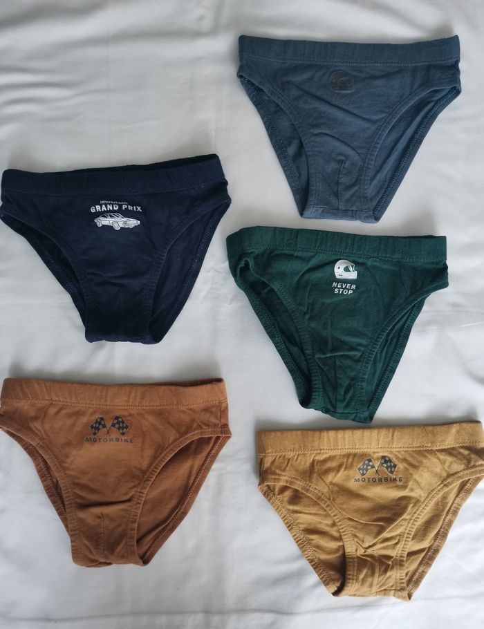 Lot slips 4 - 5 ans - photo numéro 2