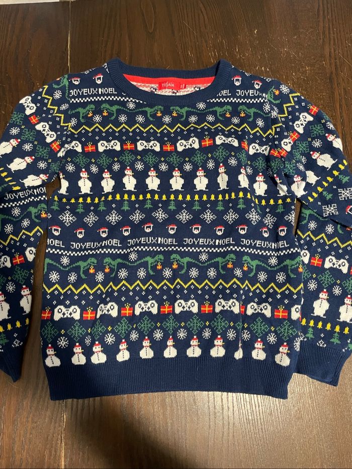 Pull de Noël taille 12 ans