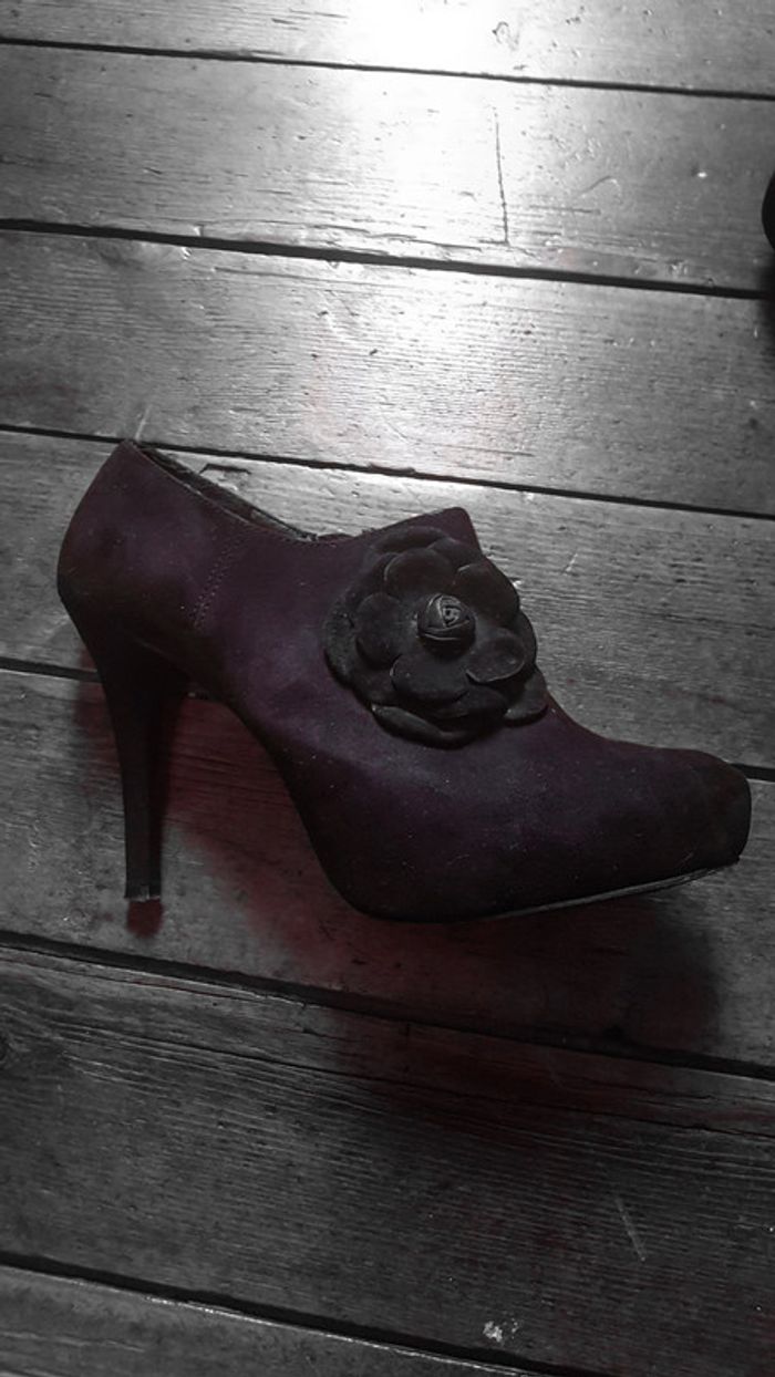 Magnifique boots à talon T39