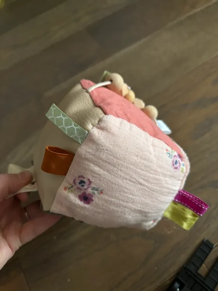 Cube activité fait main parfait état - photo numéro 4