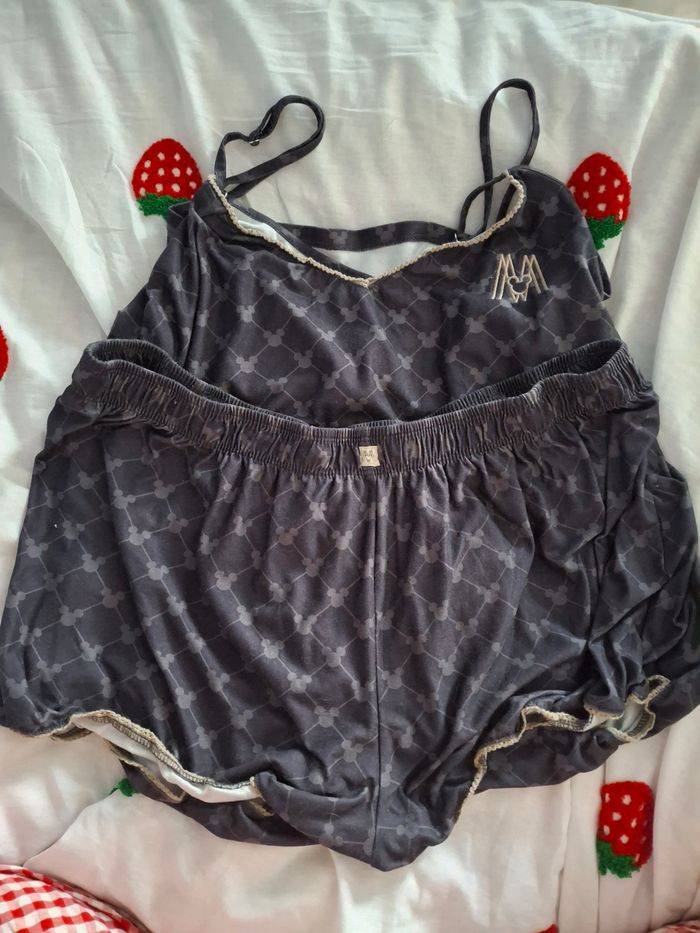 Ensemble pyjama Mickey Primark taille L