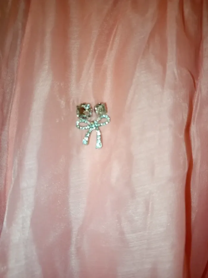 Magnifique top manches longues avec noeud et strass taille XL neuf - photo numéro 2