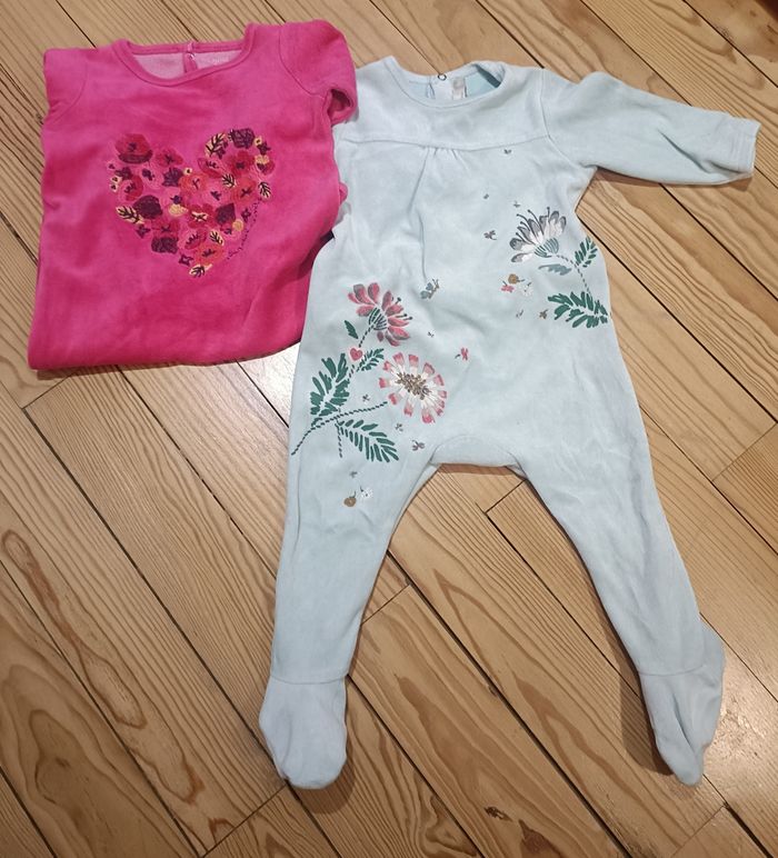 2 pyjamas velours